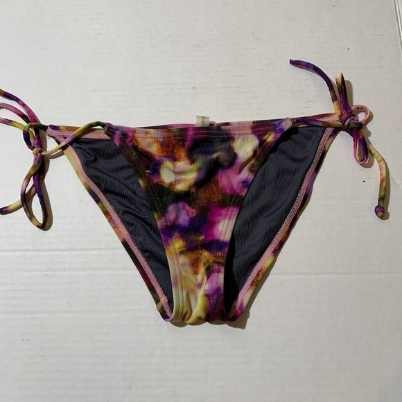 ❤️ Victoria's Secret Tie Dye Side Tie Bikini Bottom - Picture 1 of 8